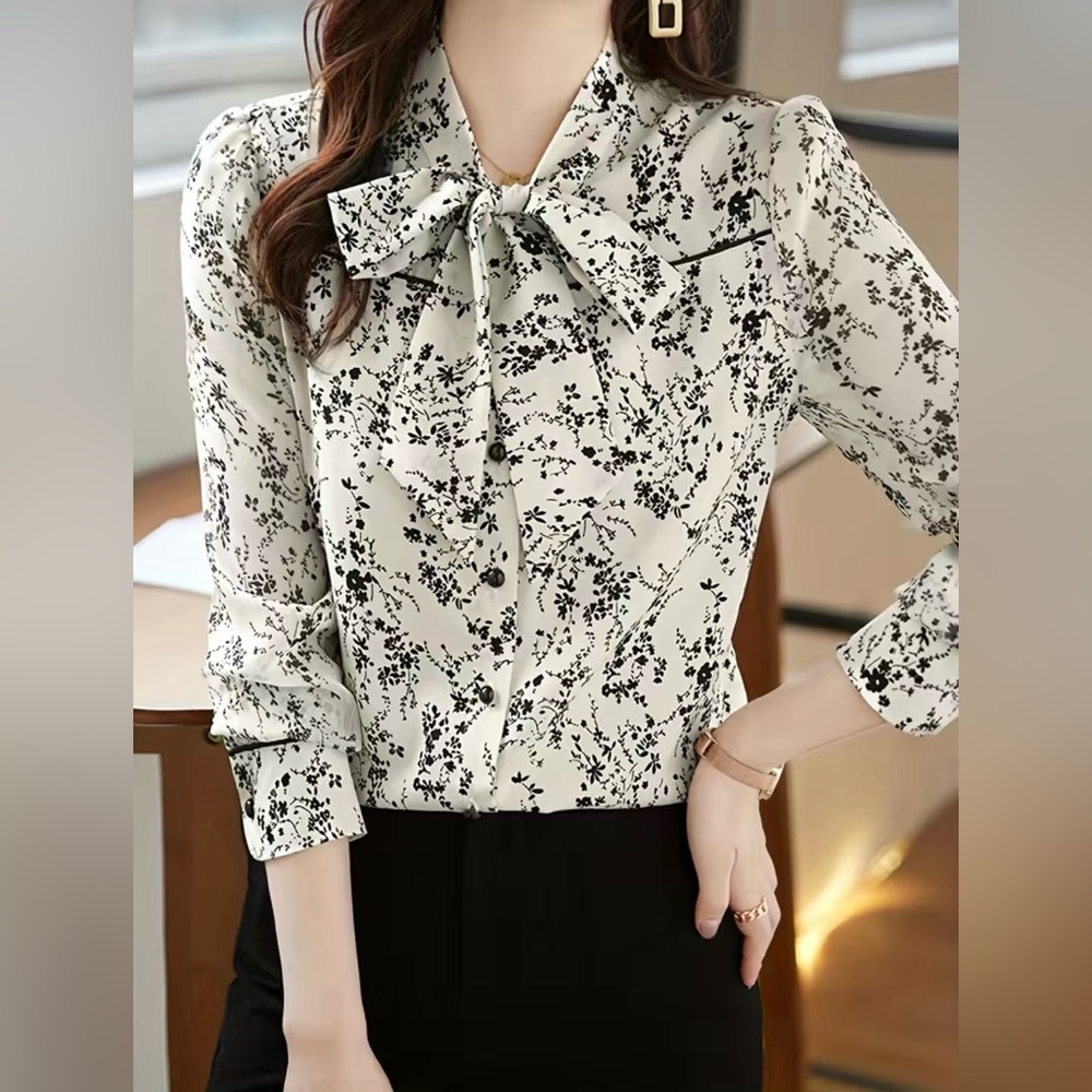 Jane Chic Designs Running Vines Blouse